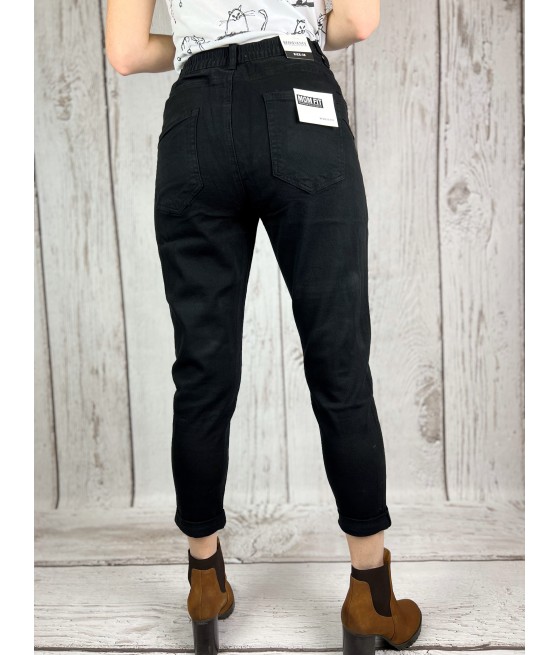 Czarne Spodnie Dżinsowe Redseventy Mom Fit: Stylowe i Komfortowe